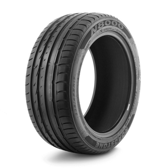 Шины Roadstone  245/45/17  W 99 N8000  XL  старше 3-х лет